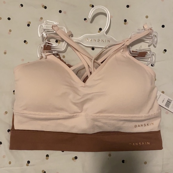 SOLD NWT Danskin Seamless Bras - Picture 1 of 4